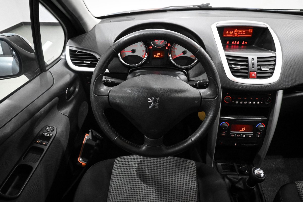 Foto Peugeot 207 18