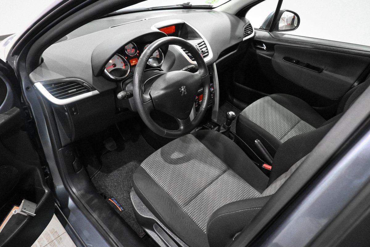Foto Peugeot 207 9