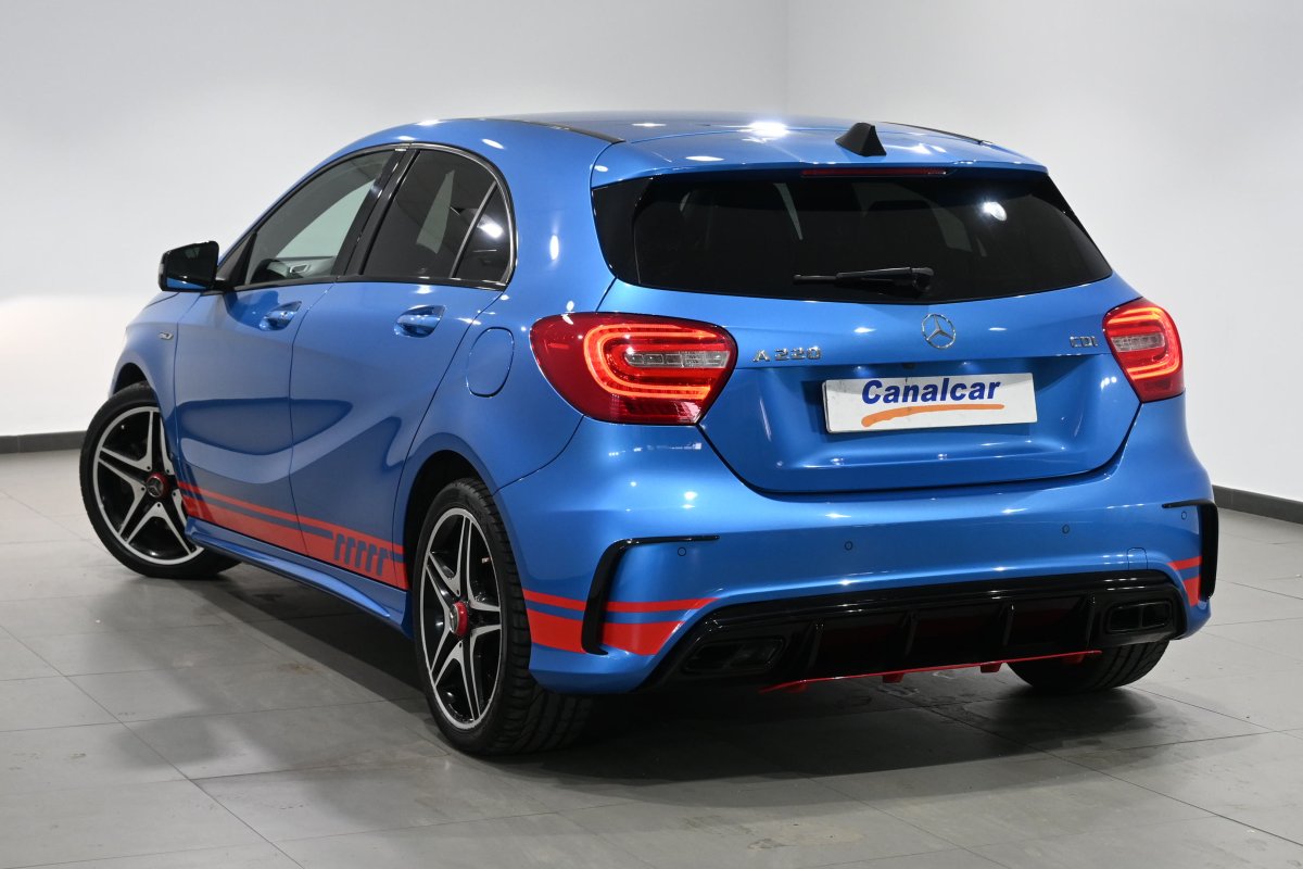 Foto Mercedes-Benz A 6