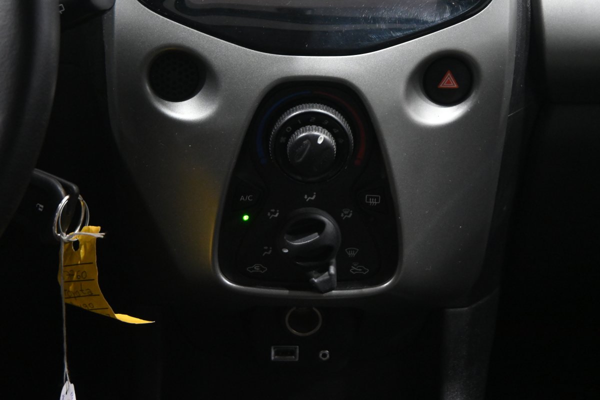 Foto Toyota Aygo 15