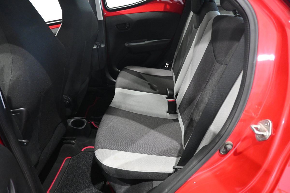 Foto Toyota Aygo 11