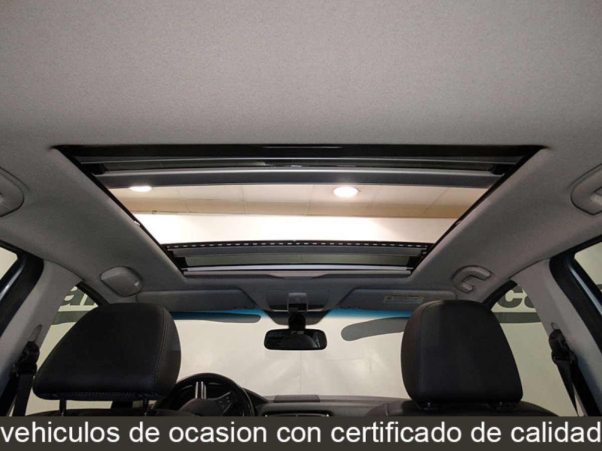 Foto Mercedes-Benz B 200 13
