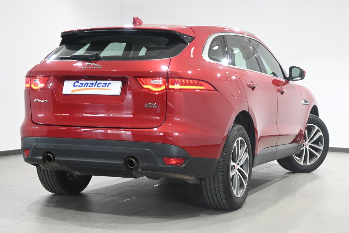 Foto Jaguar F-PACE 4