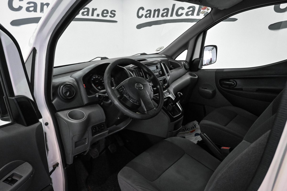 Foto Nissan NV200 11