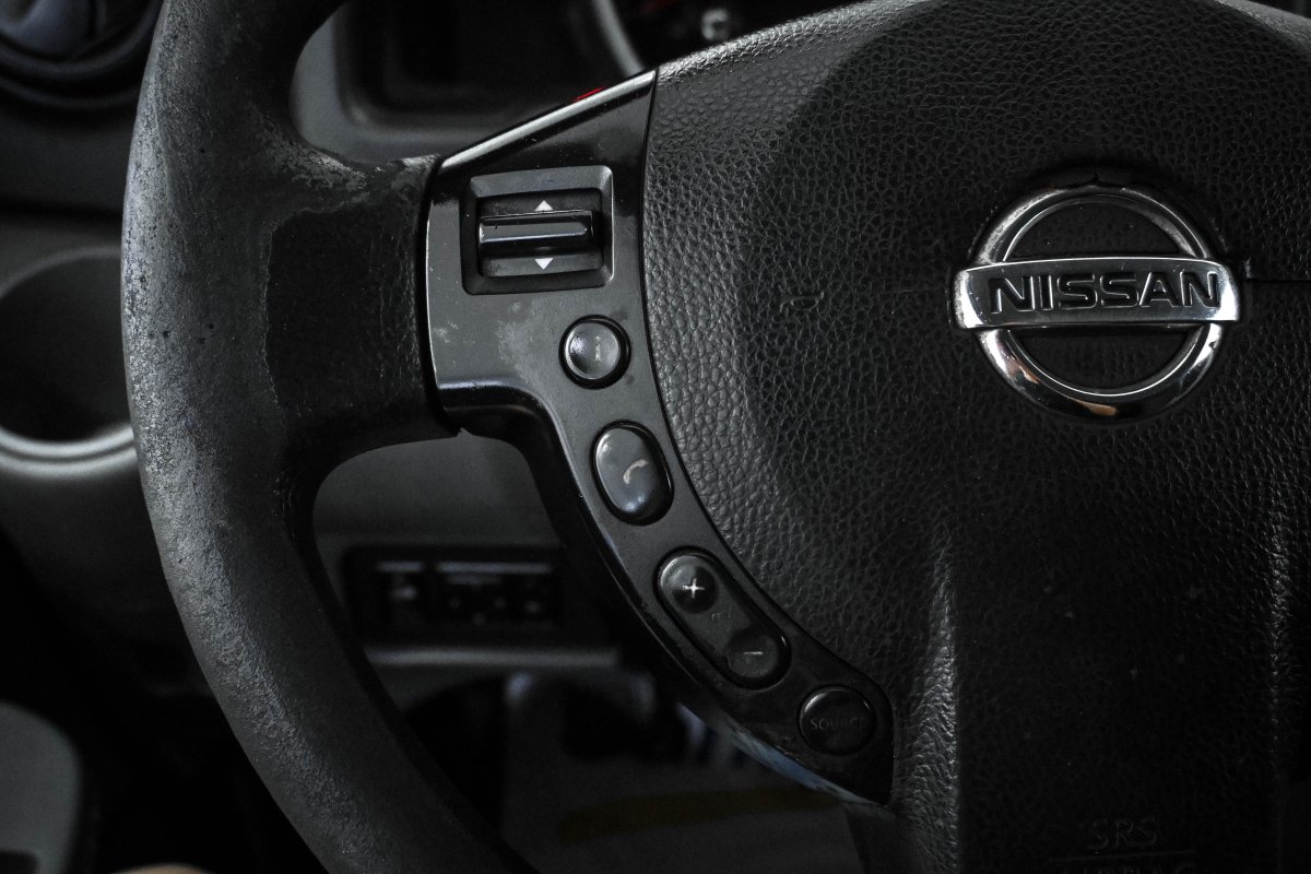 Foto Nissan NV200 24
