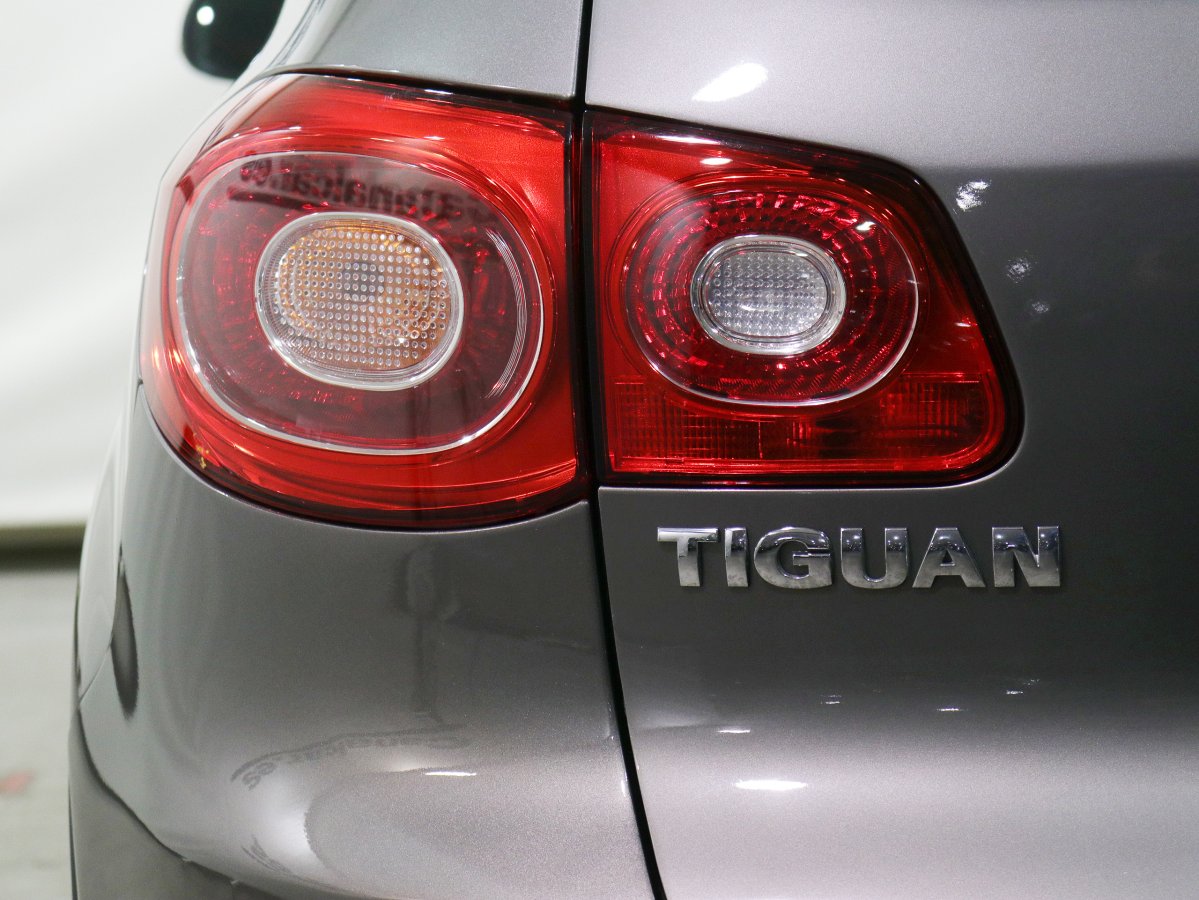 Foto Volkswagen Tiguan 9