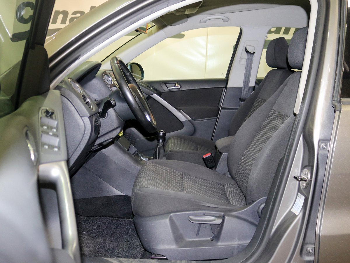 Foto Volkswagen Tiguan 14