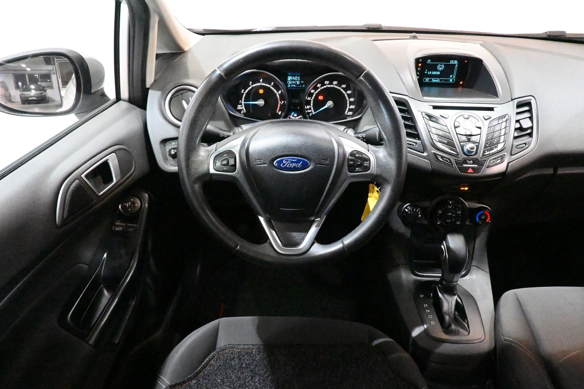 Foto Ford Fiesta 15