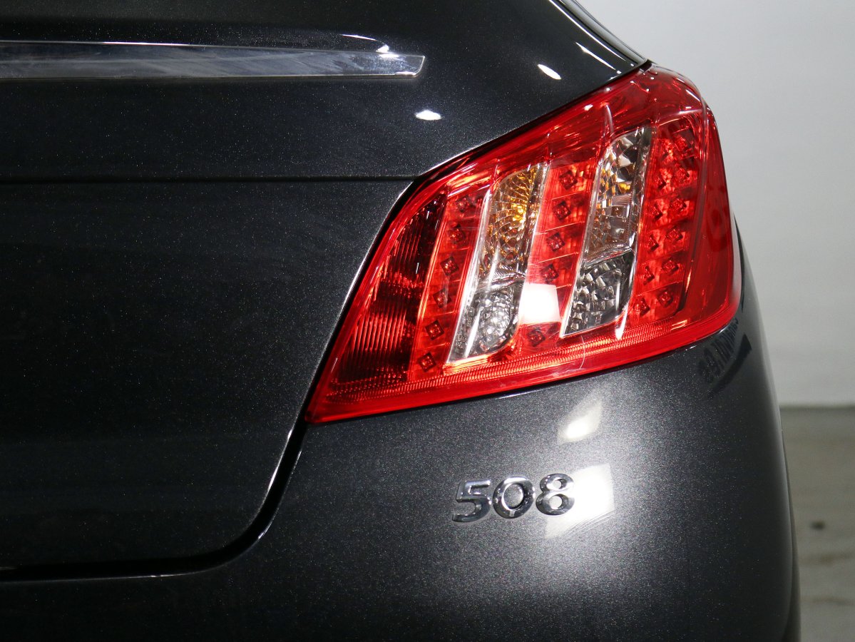 Foto Peugeot 508 10