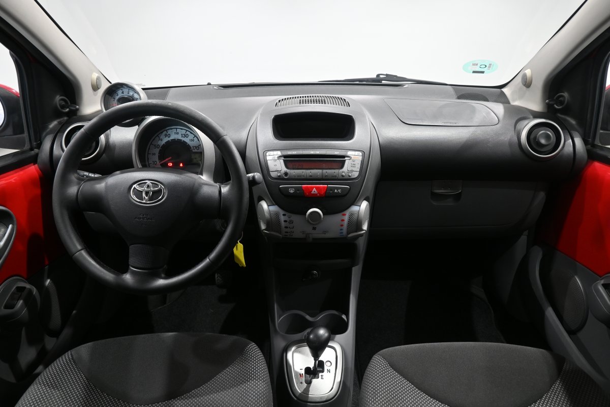 Foto Toyota Aygo 18
