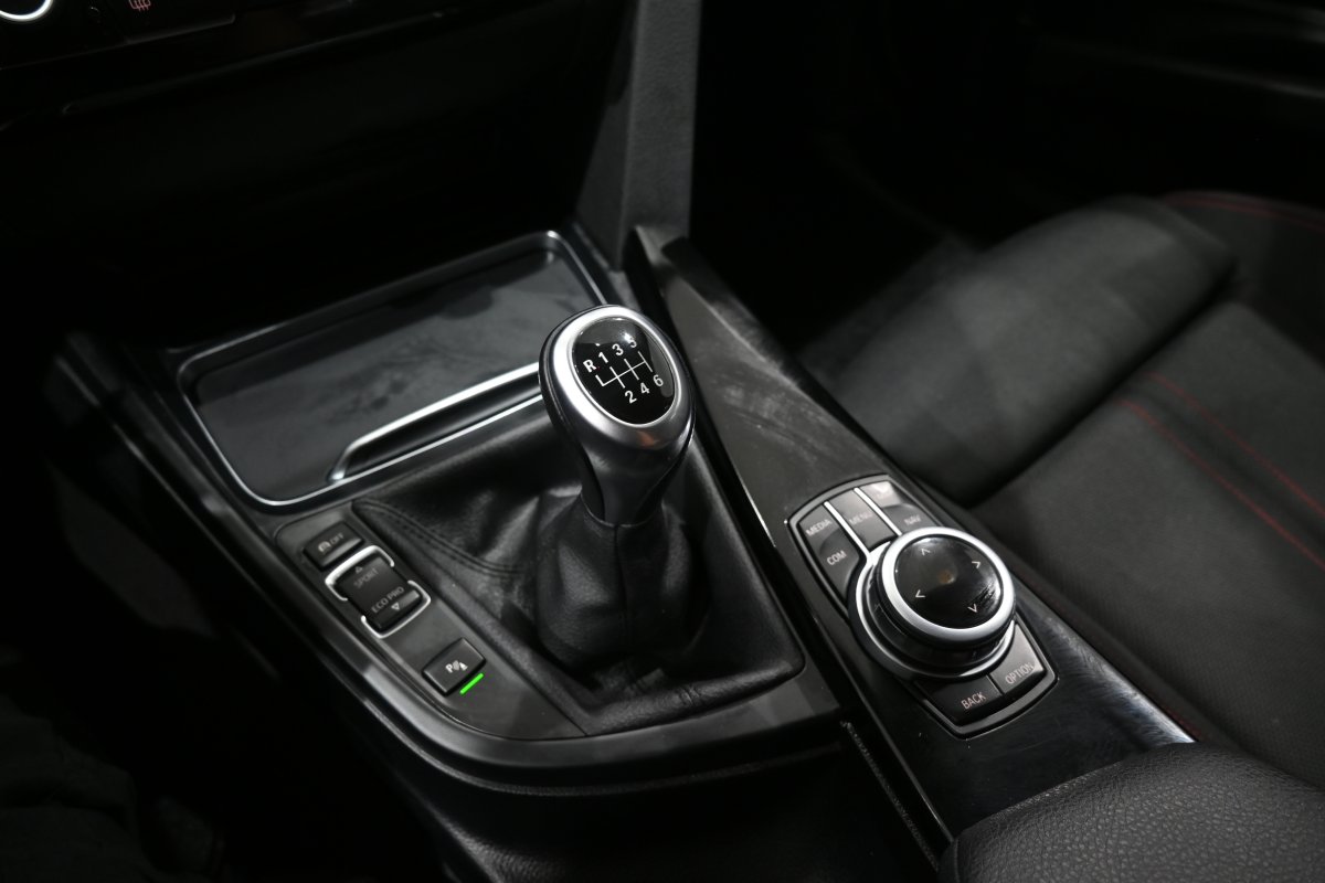 Foto Bmw 318d 19