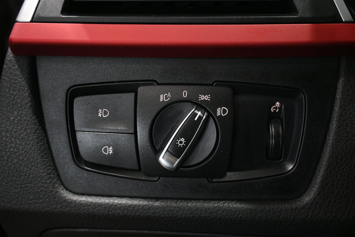 Foto Bmw 318d 24