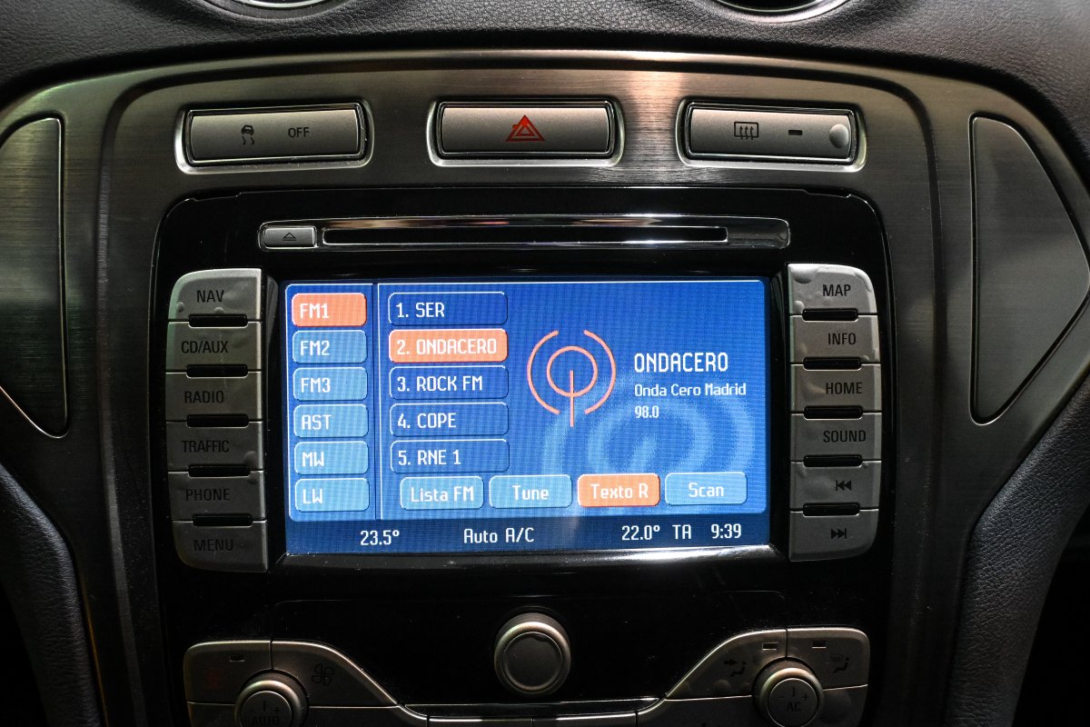 Foto Ford Mondeo 14
