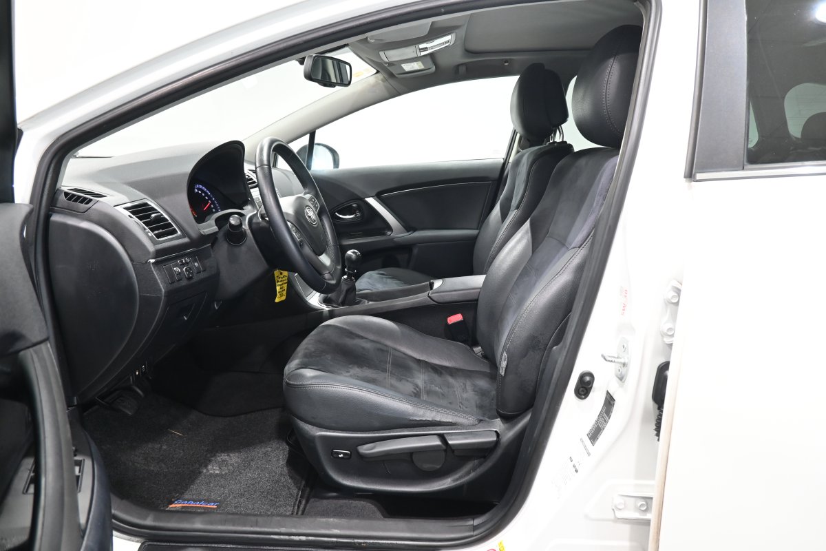 Foto Toyota Avensis 10