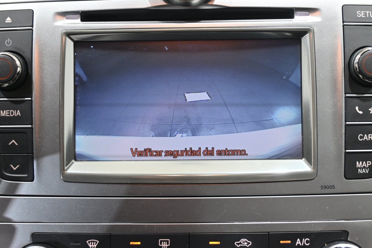 Foto Toyota Avensis 18