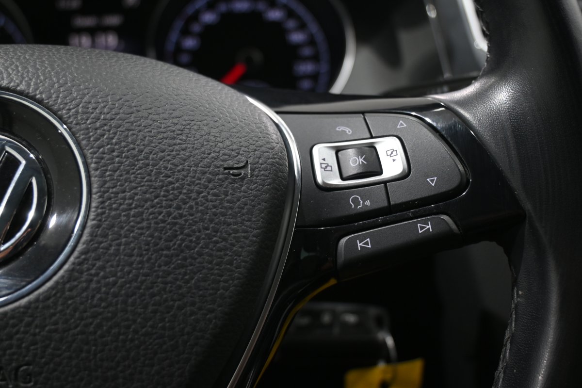 Foto Volkswagen Golf 21