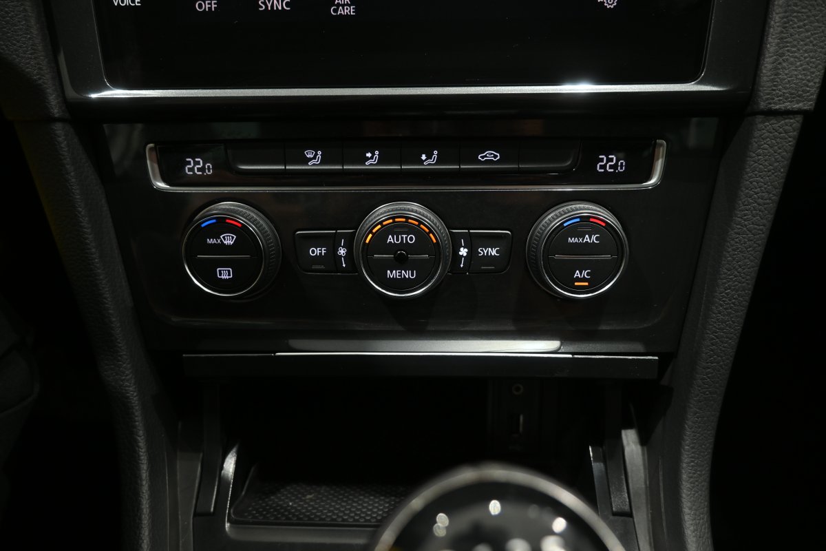 Foto Volkswagen Golf 16