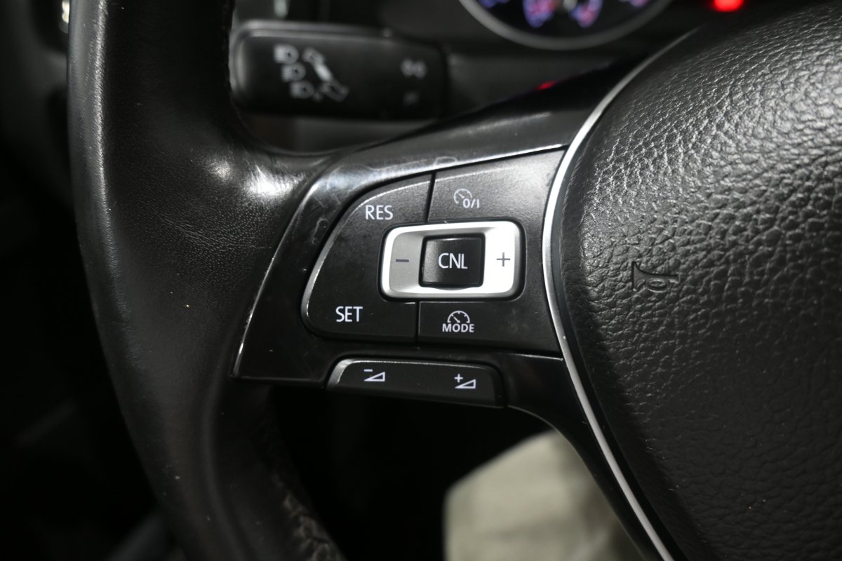 Foto Volkswagen Golf 19