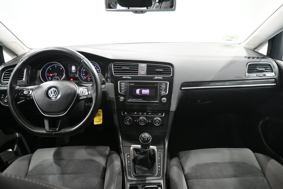 Foto Volkswagen Golf 17