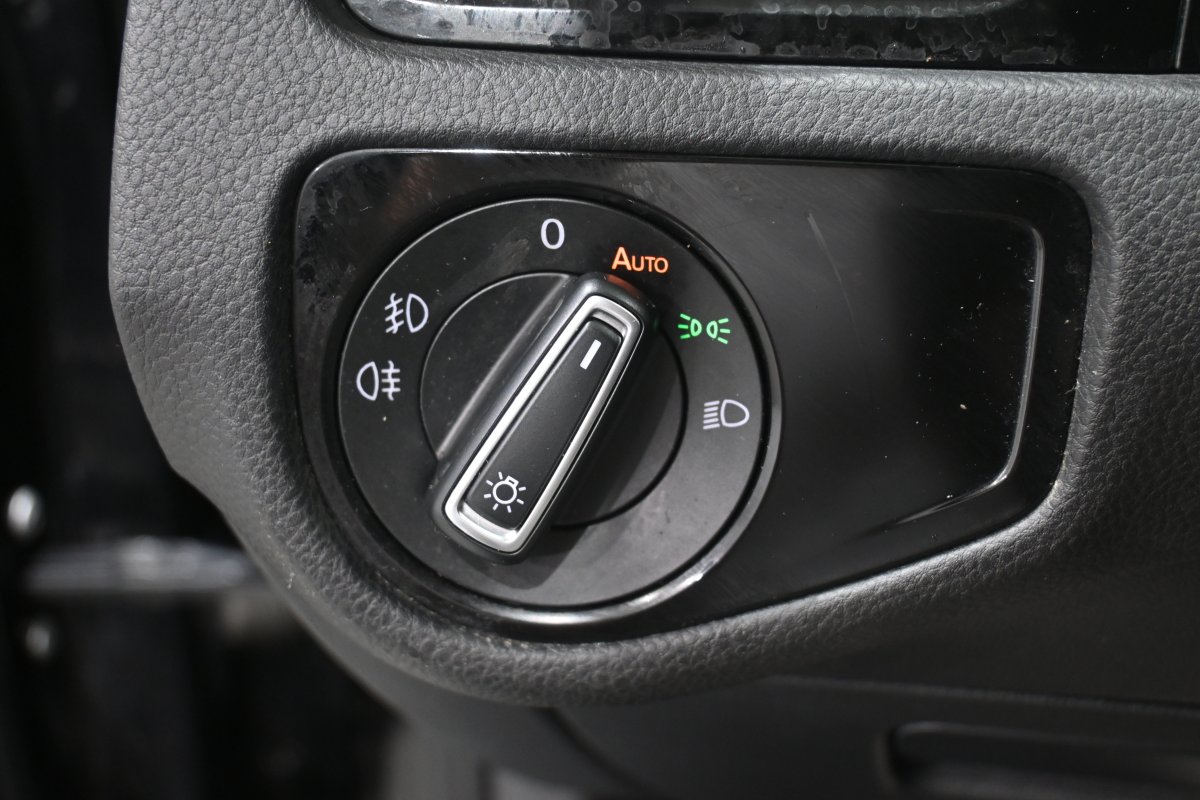 Foto Volkswagen Golf 23