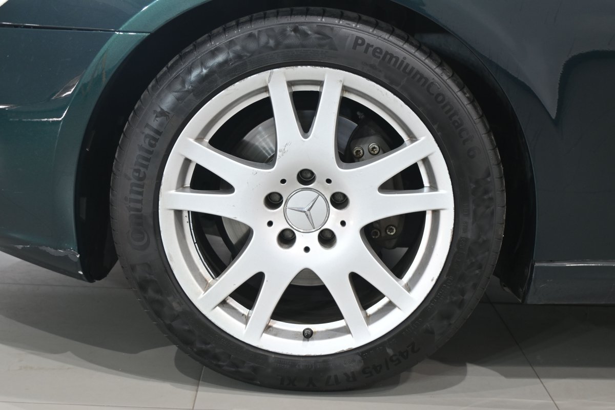 Foto Mercedes-Benz CLS 27
