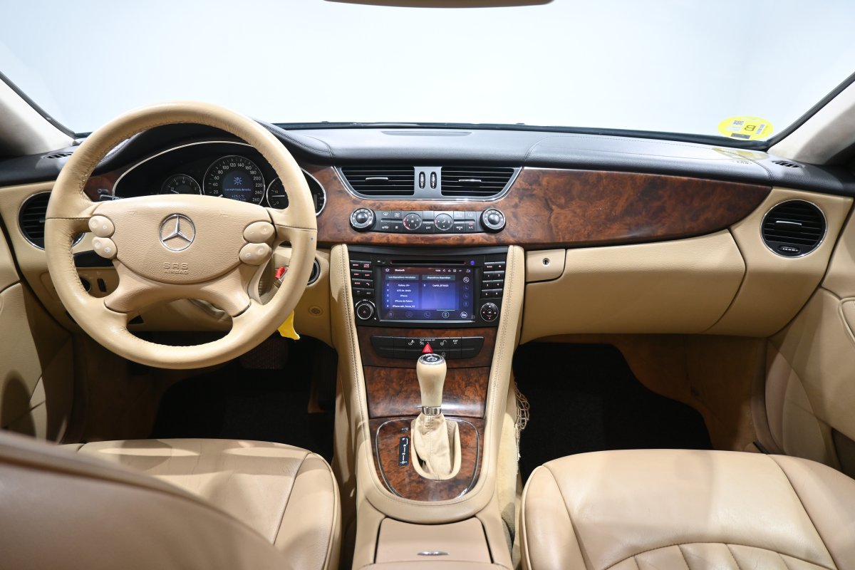 Foto Mercedes-Benz CLS 17
