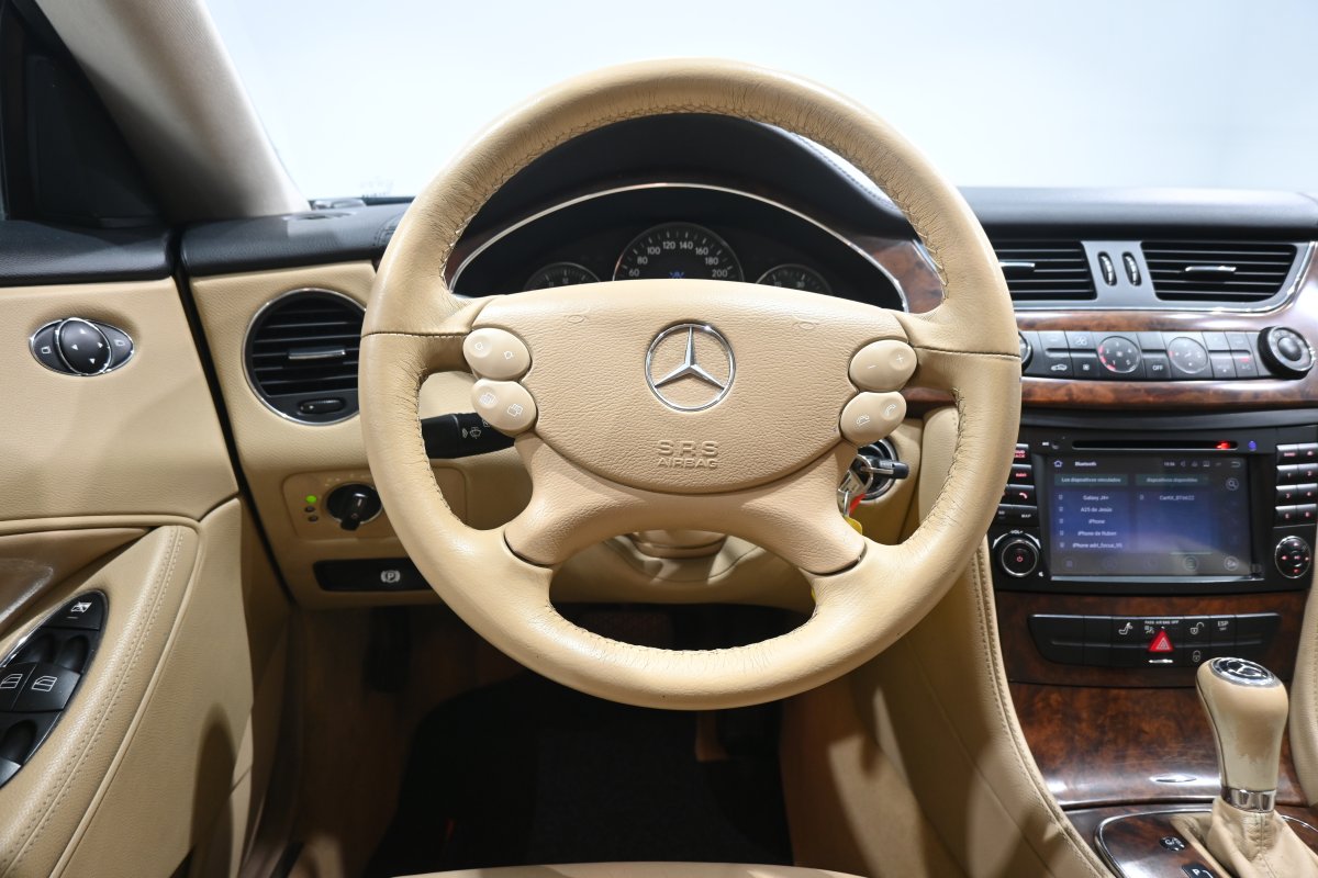 Foto Mercedes-Benz CLS 18