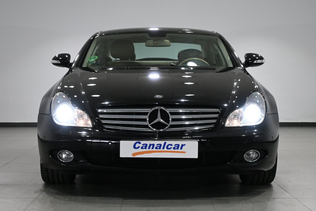 Foto Mercedes-Benz CLS 2