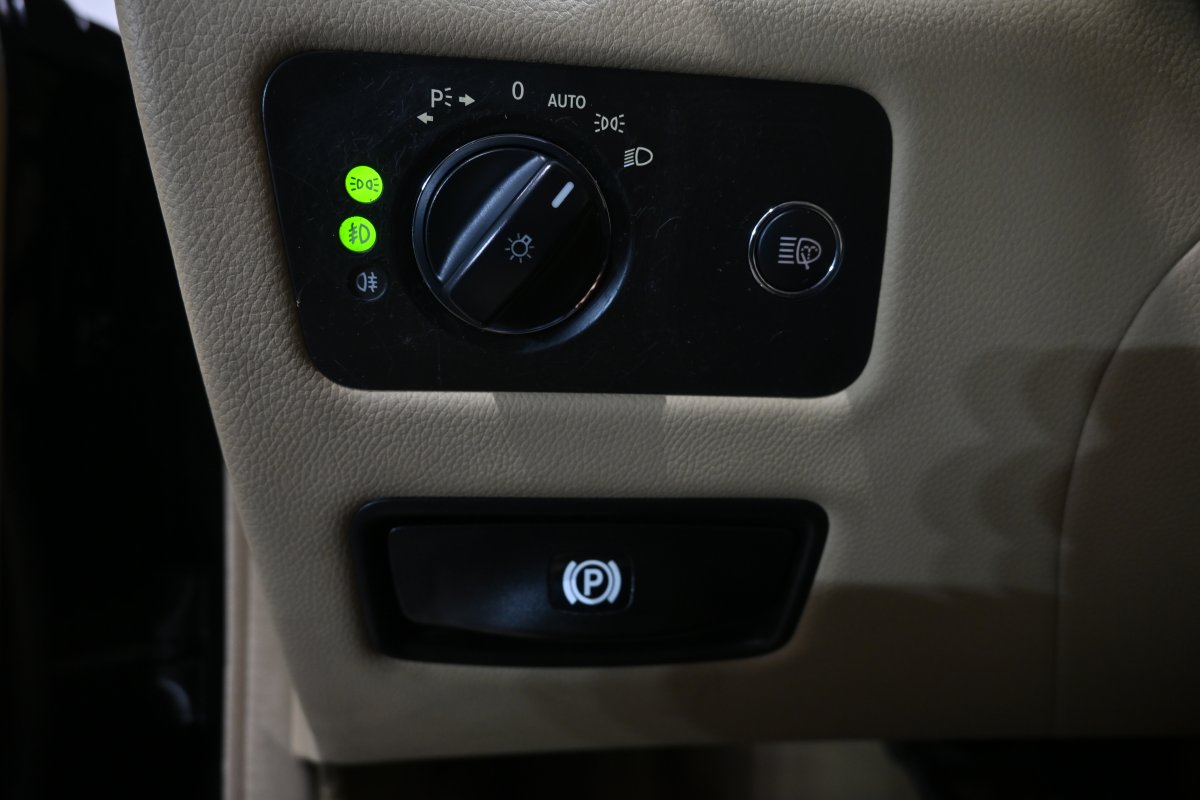 Foto Mercedes-Benz CLS 25