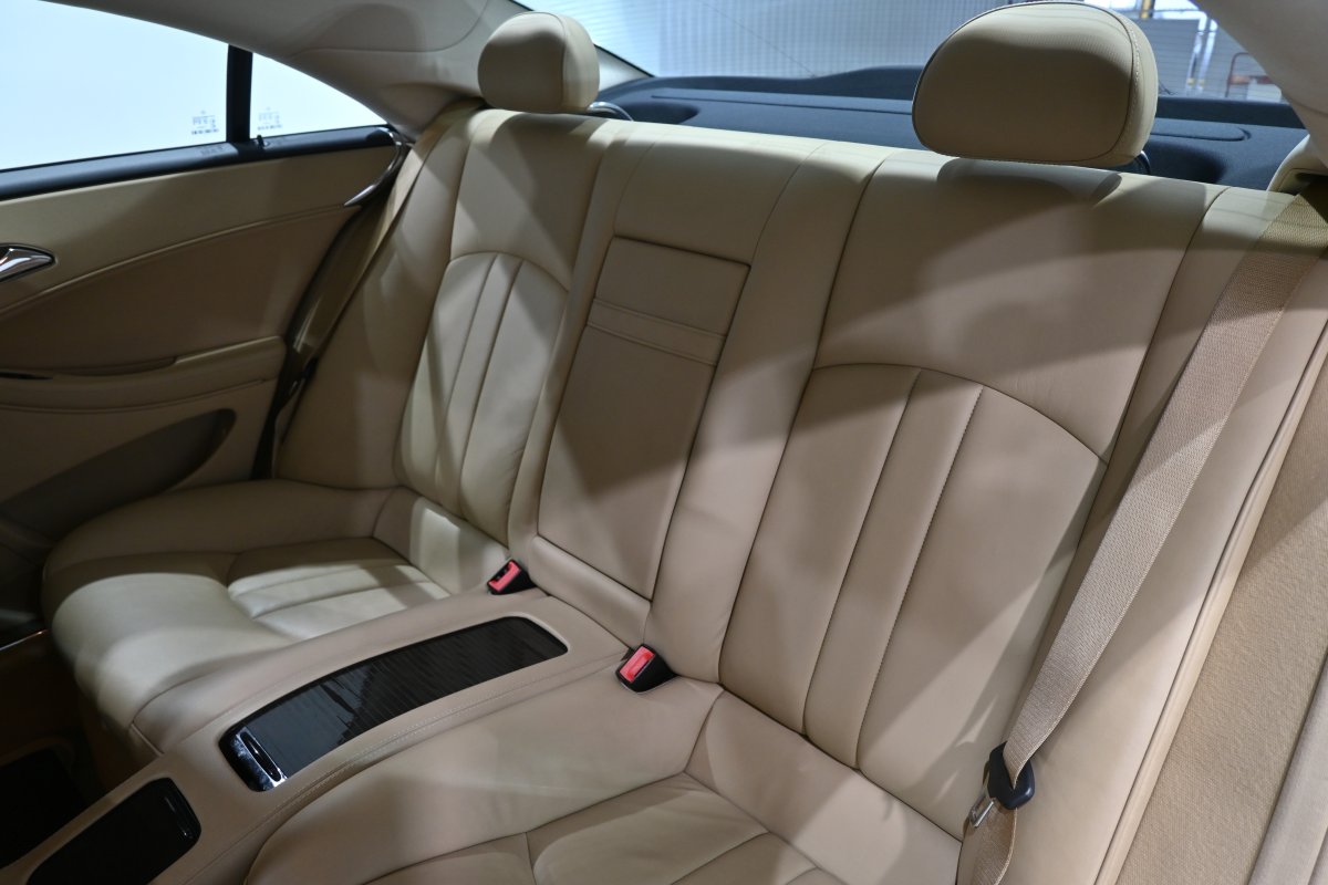 Foto Mercedes-Benz CLS 12