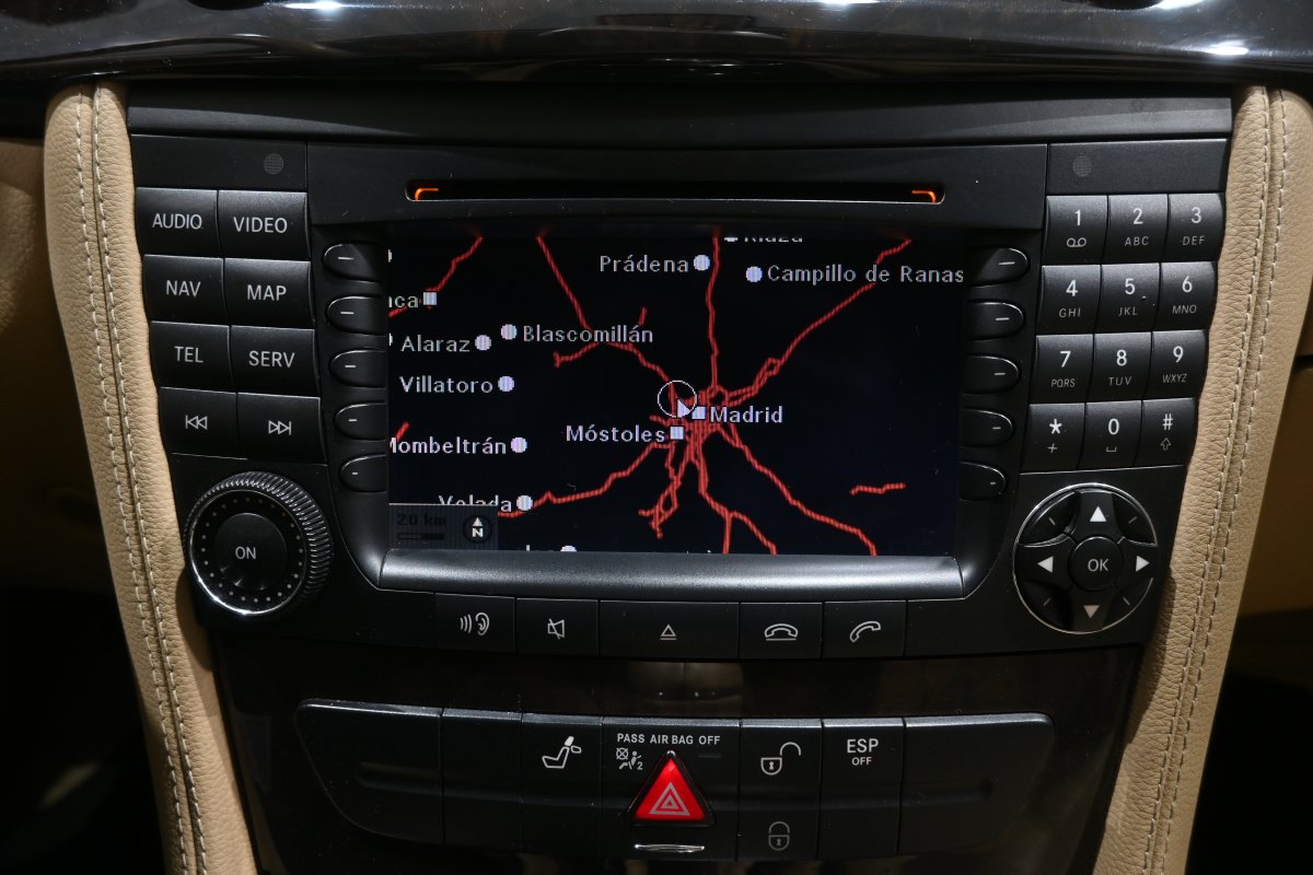 Foto Mercedes-Benz CLS 16