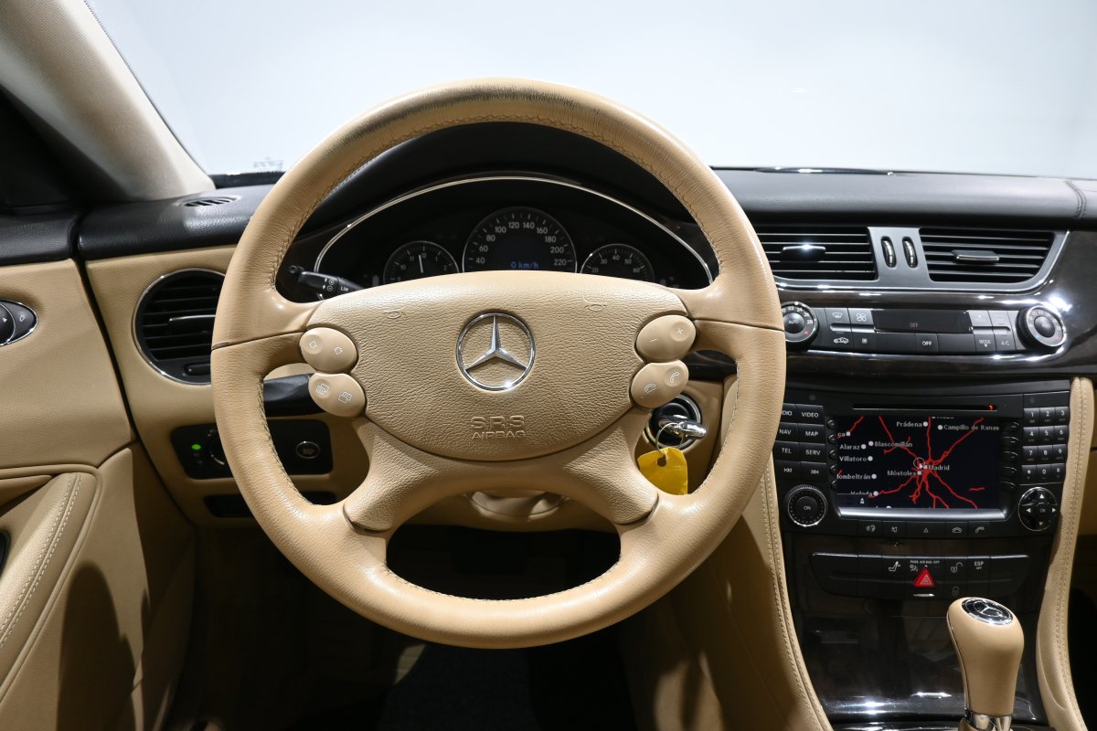 Foto Mercedes-Benz CLS 19