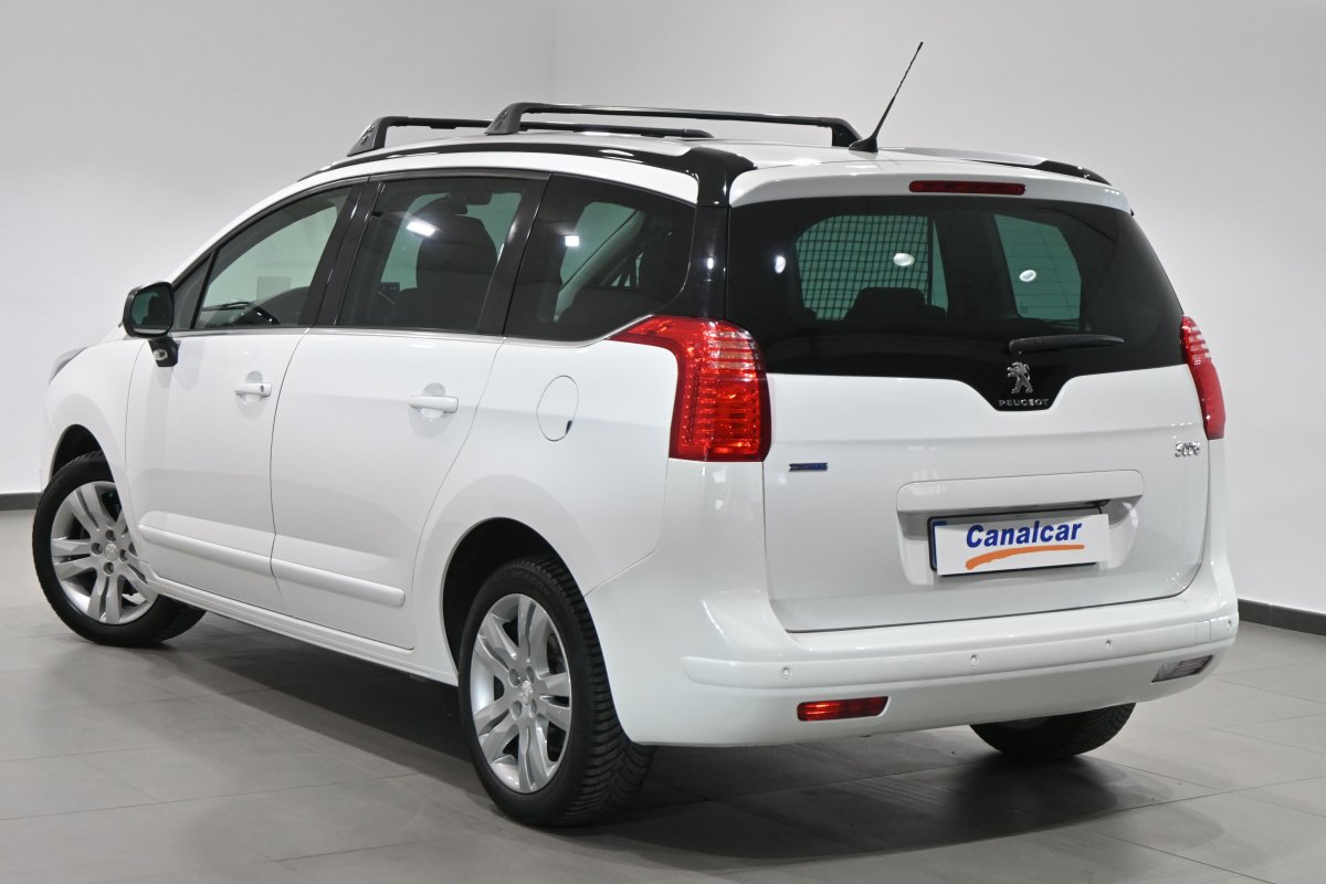 Foto Peugeot 5008 6