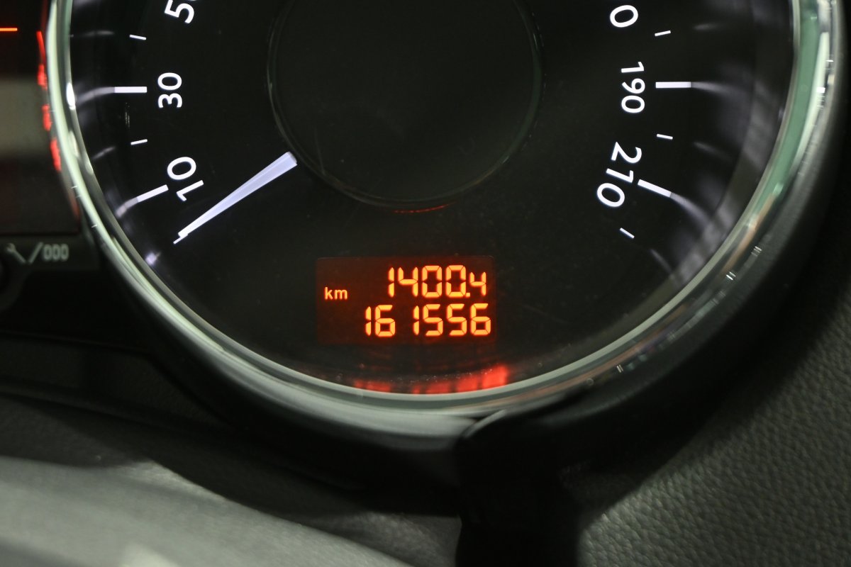 Foto Peugeot 5008 14