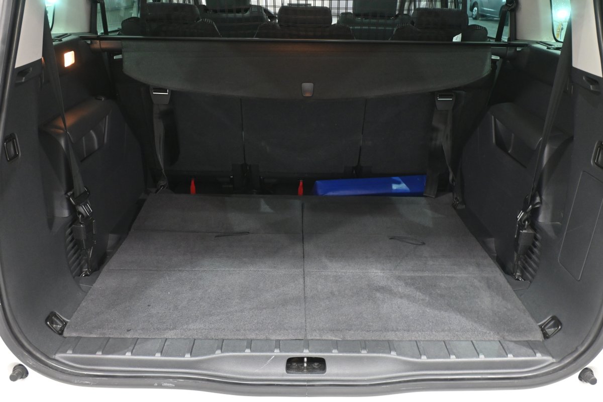 Foto Peugeot 5008 8