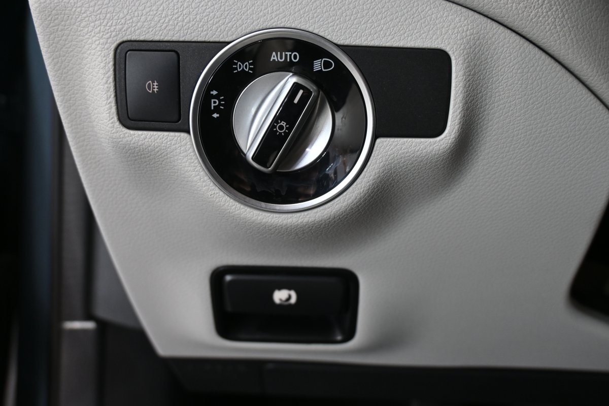 Foto Mercedes-Benz GLA 25