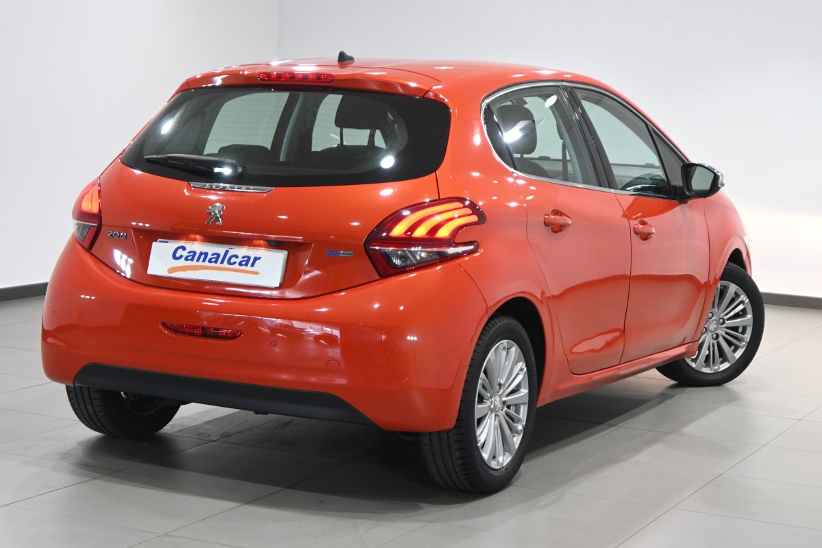 Foto Peugeot 208 4