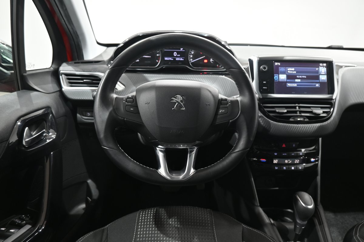 Foto Peugeot 208 20