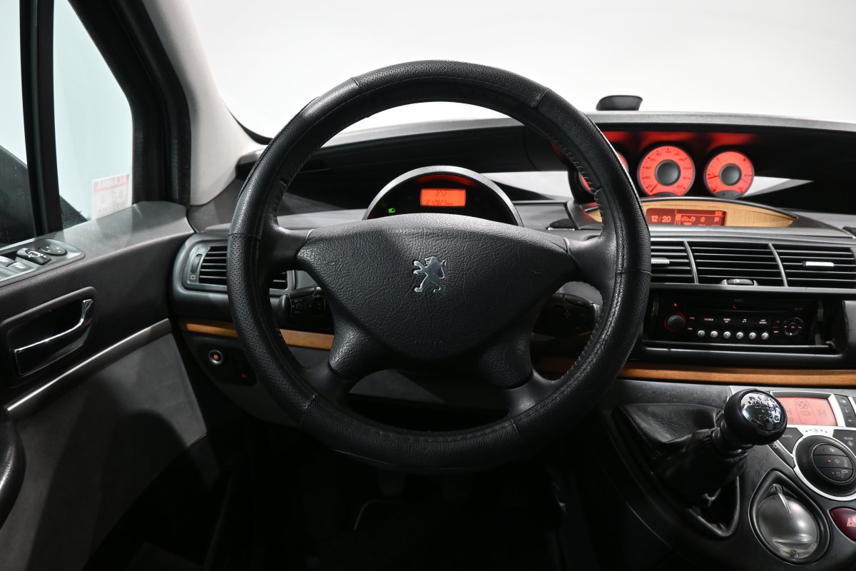 Foto Peugeot 807 18
