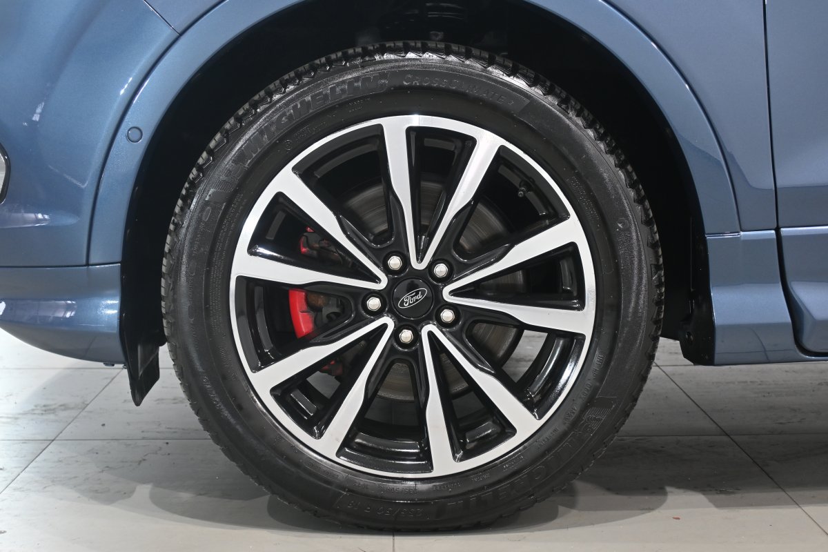 Foto Ford Kuga 30