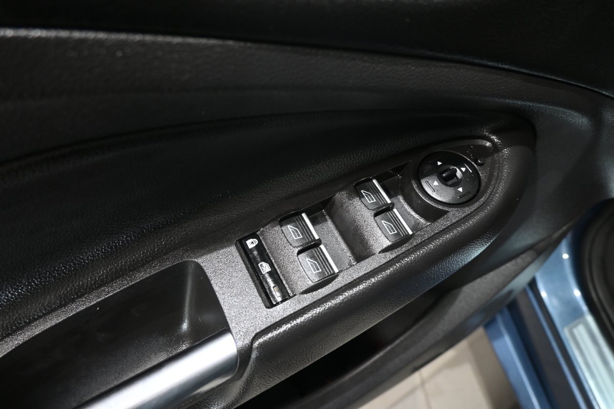 Foto Ford Kuga 28