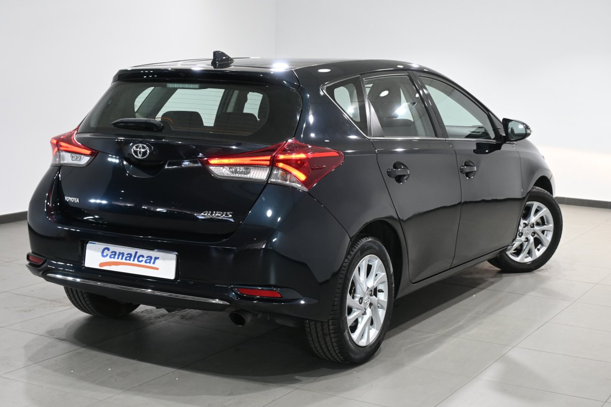 Foto Toyota Auris 4