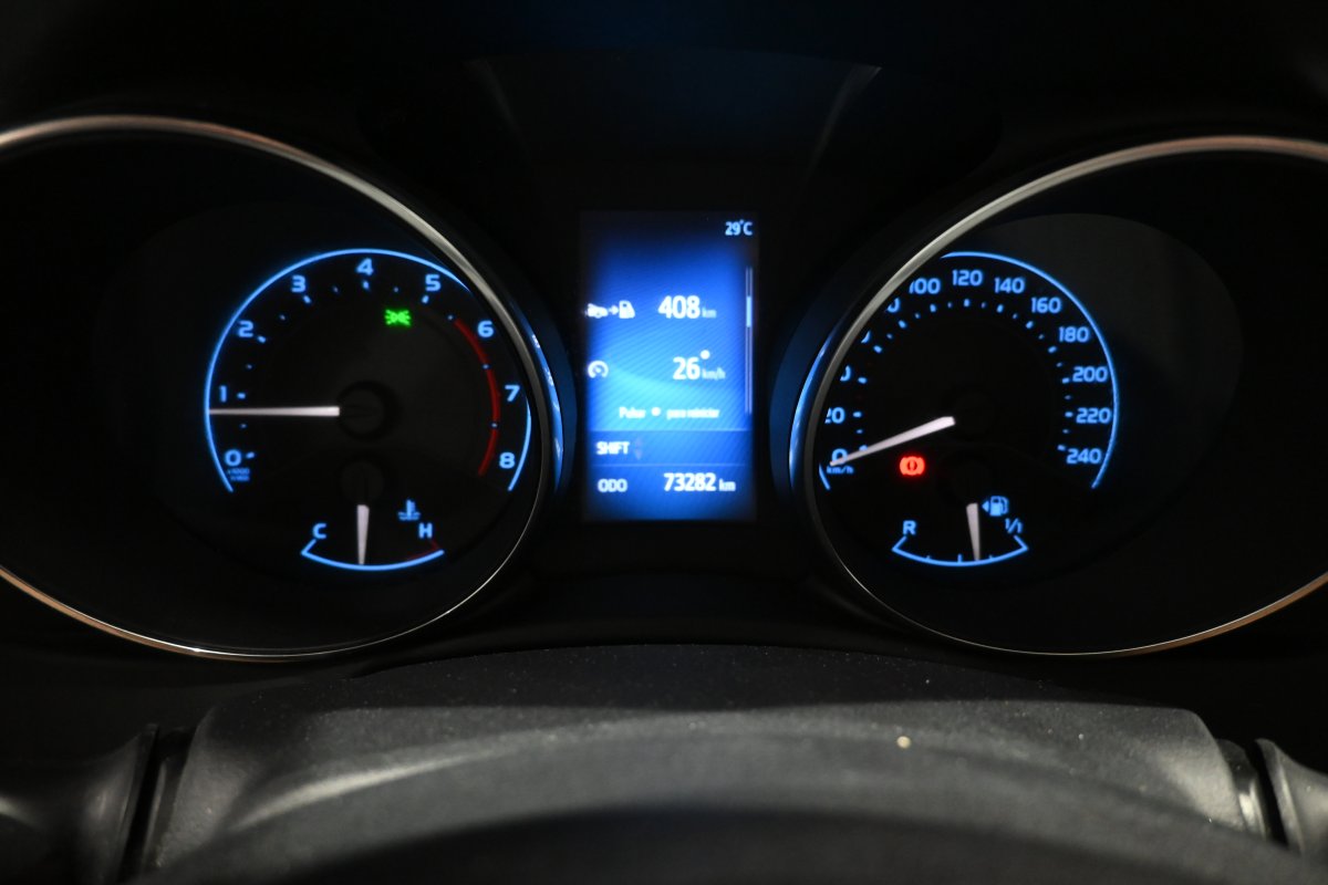 Foto Toyota Auris 13