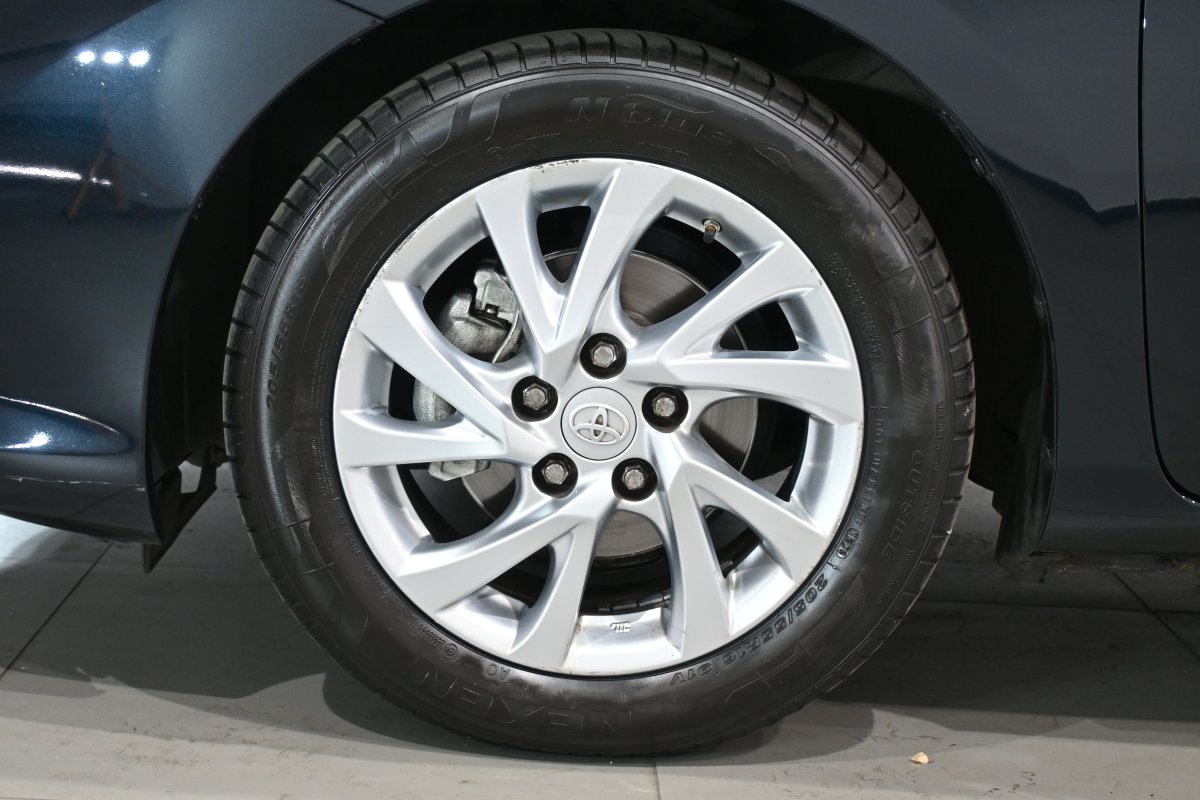 Foto Toyota Auris 30