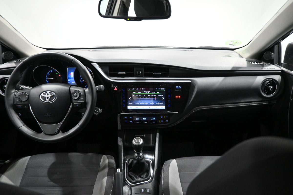 Foto Toyota Auris 18