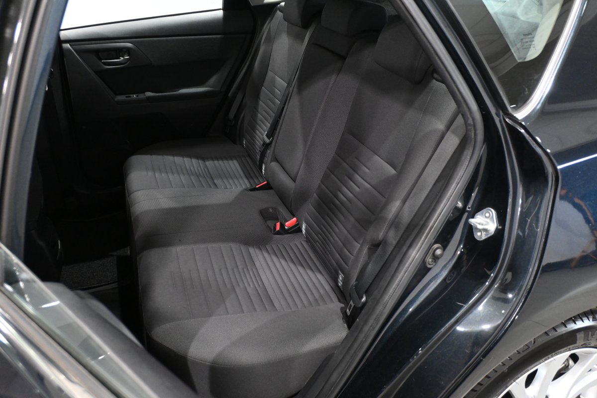 Foto Toyota Auris 11