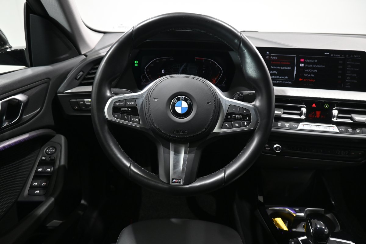 Foto Bmw 218d 18