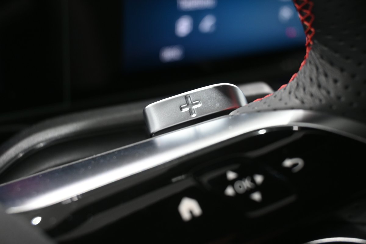 Foto Mercedes-Benz Clase 25
