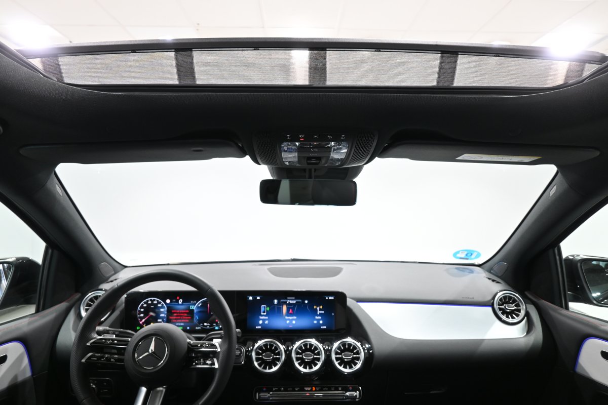 Foto Mercedes-Benz Clase 28