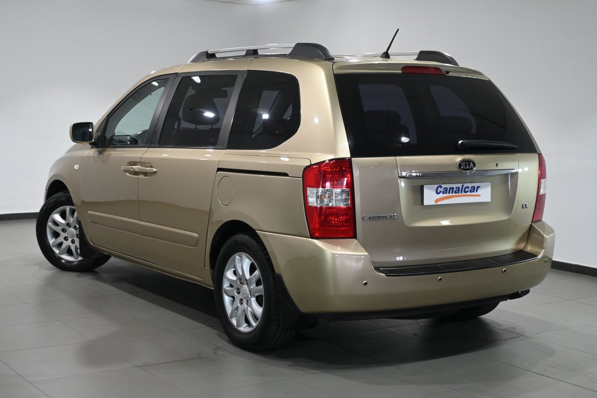 Foto Kia Carnival 6